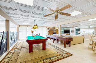 Mermaid's Cove - Fort Myers - 4