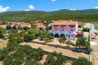 Family friendly apartments with a swimming pool Krusevo, Novigrad - 23039 - Obrovac - 0
