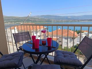 Apartments with parking space Mastrinka, Ciovo - 23177 - 1