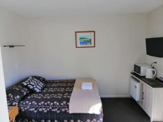 Judges Pool Motel Turangi - Turangi - 4