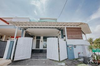 Ipoh 27 Private Pool Villa By Verve EECH118 - 9