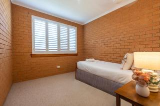 Elsewhere 3 - LJHooker Yamba - Yamba - 4