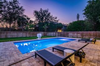 Sea La Vie Beach House - 6