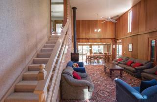 Warrina - Overlooks Ovens River and five minute walk into town - Bright - 4