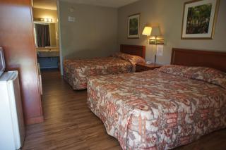 Executive Inn & Suites - Orange - 8