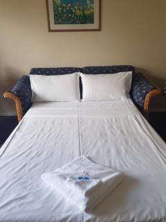 Comfortable units in CBD - Cairns - 8