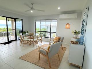 Mission Views - 3 Bedroom Home with Stunning Views - South Mission Beach - 7