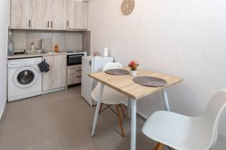 DionysiaSea 3 - Cozy Escape Steps from the Beach! - Gázion - 1