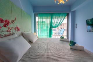 Αcropolis View Family Veranda Aiolou 97 by Zeussuites - Atene - 8