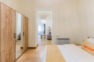 Apartment KeyGo #0040 next to St Sarkis Church - 2