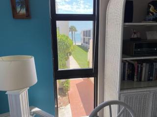 Garden Oasis with Ocean Views, Pool & Beach #27 - 3