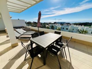 Penthouse moderne vue mer idéal pour séjour en famille Las Olas Estepona - Estepona - 1