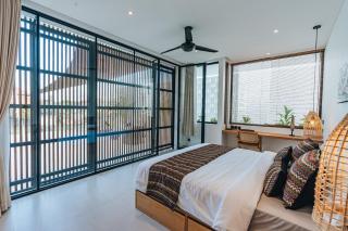 NEW Canggu Rooftop, 3BR Pool, Bathtubs & Luxe Balcony - 6