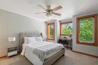 Charming 2BR Townhouse near Green Lake - Seattle - 7