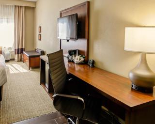 Comfort Suites Georgetown - 6