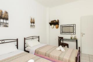 Mary's Apartment near the beach! - Áyios Andónios - 5