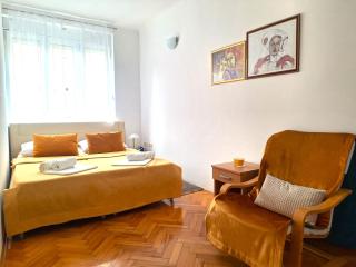 Sunny Center apartment - 1