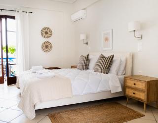 Blue House Apartments - 8