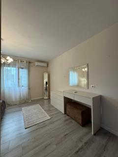 Comfort Inn (Skanderbeg Square) - Tirana - 4