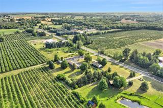 The Last Resort Motel - 7