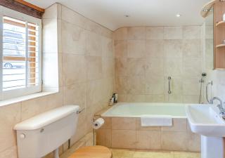 Blackford Farm Cottage - Warbleton - 2