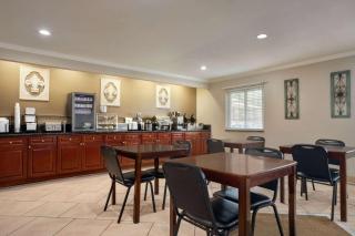 Baymont by Wyndham Kansas City KU Medical Center - 3