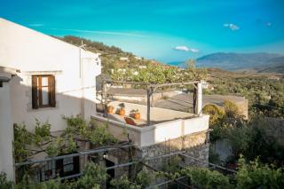 Agapi's Charming Retreat - Rustic Escape By Chania - Maláxa - 9