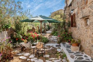 Agapi's Charming Retreat - Rustic Escape By Chania - Maláxa - 0