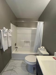 Back Country Inn - Boulevard - 6