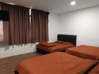BMW Hotel - 4