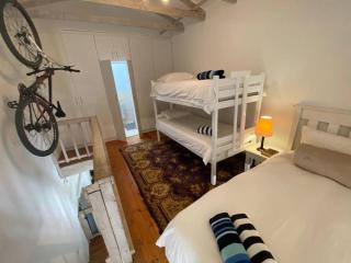 Pepper Street Self Catering Cottage at Supertubes - 5