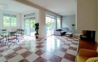 4 Bedroom Cozy Apartment In Montreuil - 7