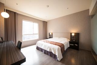 Grand Crystal Hotel - 0