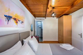 Old Town Loft with Sea View Roof Terrace and Private Parking - 2