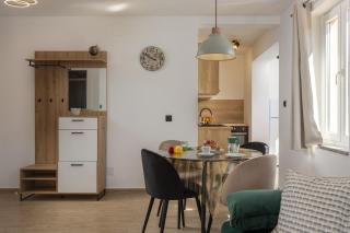 Beachfront Apartment Betty - Happy Rentals - 8