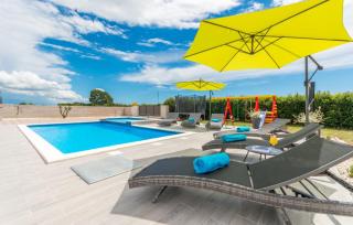 Beautiful villa Maris with pool - Tinj - 4