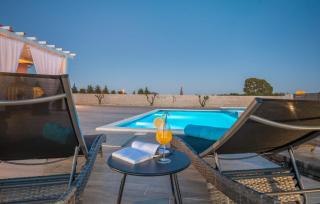 Beautiful villa Maris with pool - Tinj - 2