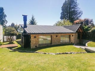 RentUp - Tranquilidad y comodidad en Bariloche, refugio luminoso - Bariloche - 0