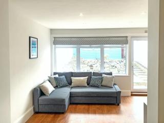 Beach View House - 5