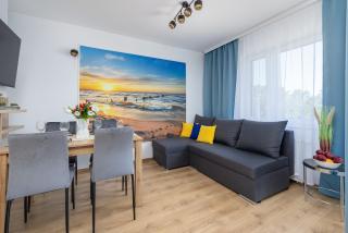 Dwupoziomowy Apartament Klimaty Bałtyku z Klimatyzacją i Parkingiem w Dziwnowie by Noclegi Renters - Dziwnów - 0