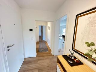 Luxuriöse EG-Wohnung mit Gartenblick & Garage - 3 Min zur S-Bahn - Nähe Messe Stuttgart, Daimler & IBM - Ideal für Familien & Geschäftsreisende - Ehningen - 1