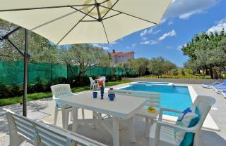 Ferienhaus mit Privatpool für 16 Personen ca 190 qm in Vodnjan, Istrien Istrische Riviera - Vodnjan - 2