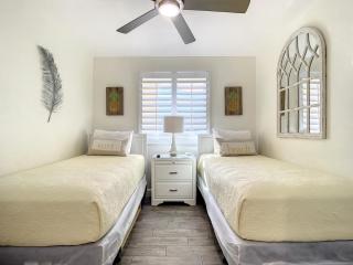 Beachfront Condo - OceanView, Pool & Steps to Flagler Ave - New Smyrna Beach - 1