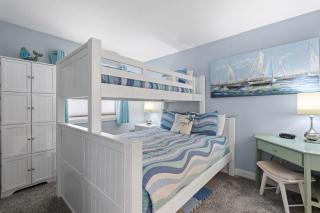 Remodeled Oceanfront Condo - Balcony, Beach, Pool - New Smyrna Beach - 4