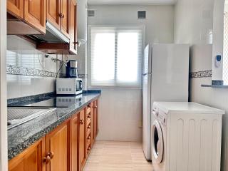 First line apartment Sea views with pool and free parking - Benalmádena - 5