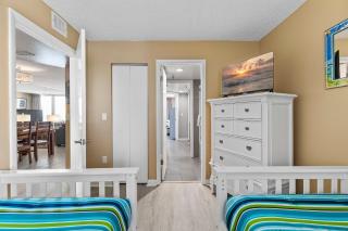 Oceanfront Condo - Pool, BBQ & Steps to Beach & Flagler Ave - New Smyrna Beach - 5