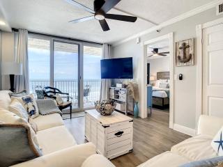 Impressive Oceanfront Condo - Pool, BBQ & Just Steps to Flagler Ave - New Smyrna Beach - 8