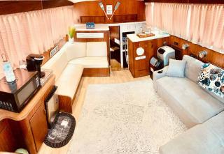 Beautiful Yacht in Clayton, NY! - 8