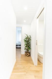 Casa en primera línea de playa, en paseo marítimo - 8