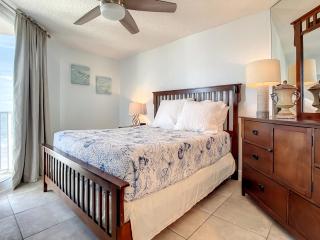 Oceanfront Condo - Beach, Pool & BBQ - New Smyrna Beach - 8